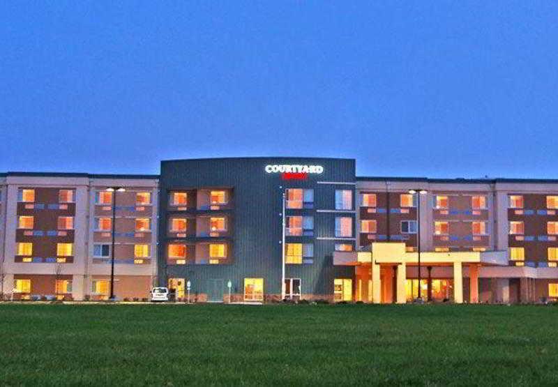 מלון Courtyard Milwaukee Airport מראה חיצוני תמונה