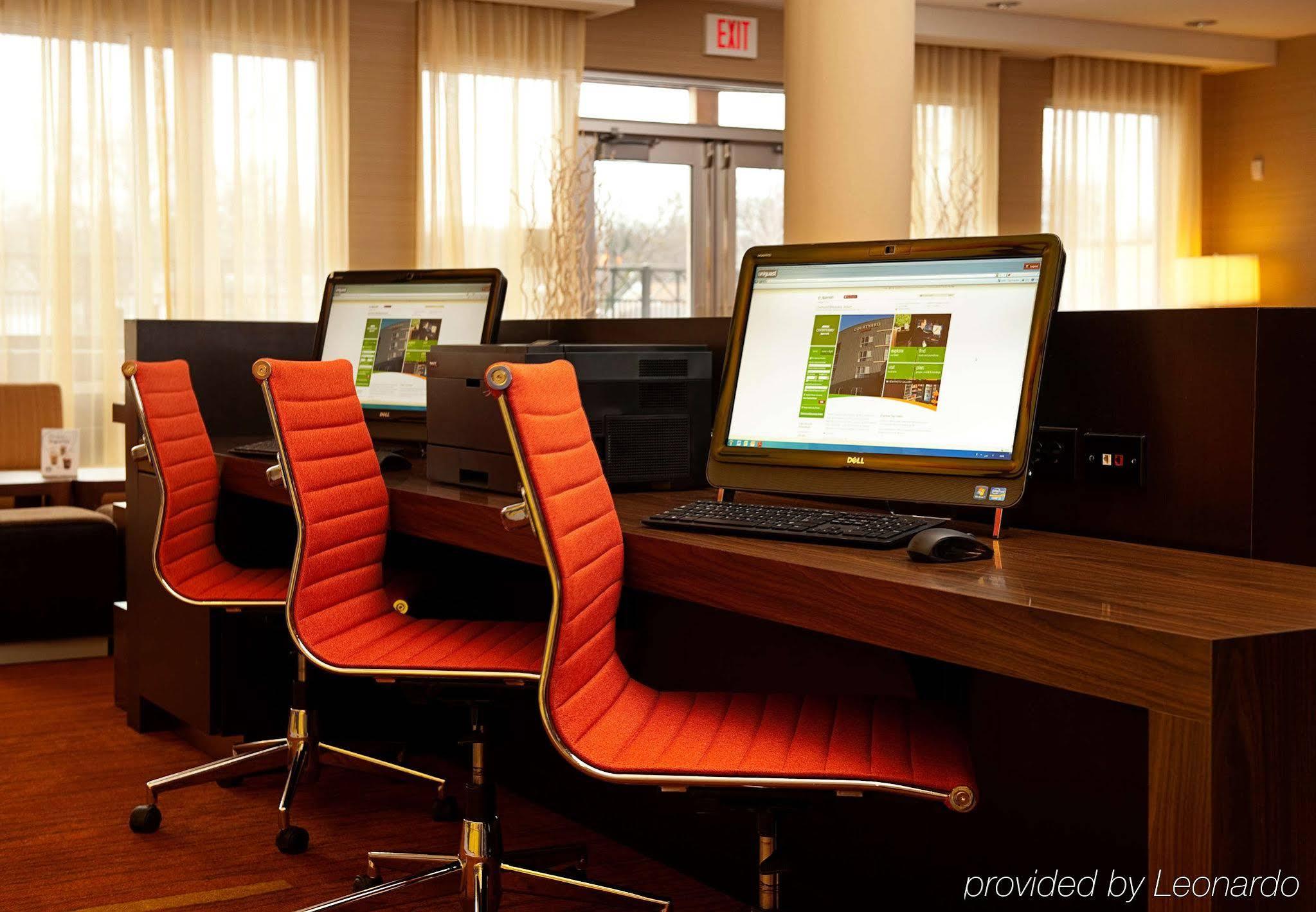 מלון Courtyard Milwaukee Airport מראה חיצוני תמונה