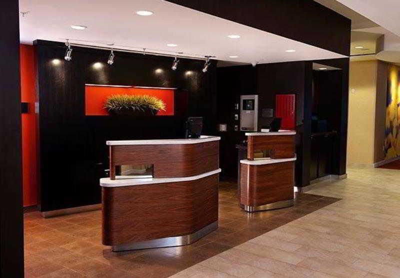 מלון Courtyard Milwaukee Airport מראה חיצוני תמונה