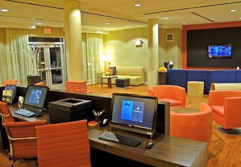 מלון Courtyard Milwaukee Airport מתקנים תמונה