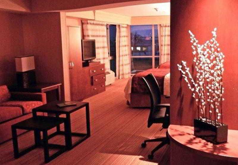 מלון Courtyard Milwaukee Airport חדר תמונה