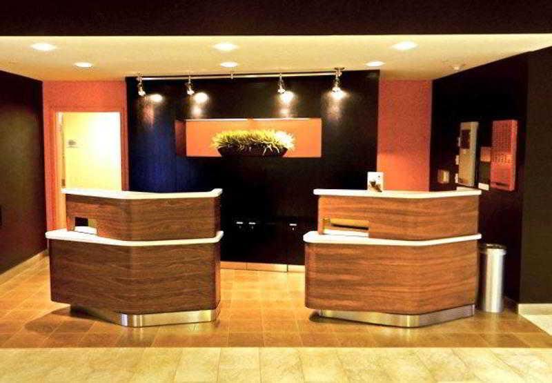 מלון Courtyard Milwaukee Airport מראה פנימי תמונה